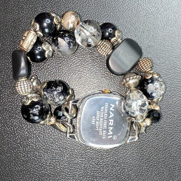 Victorian Reverie– Victorian Heart Upcycled Bracelet Handcrafted - Picture 4 of 8